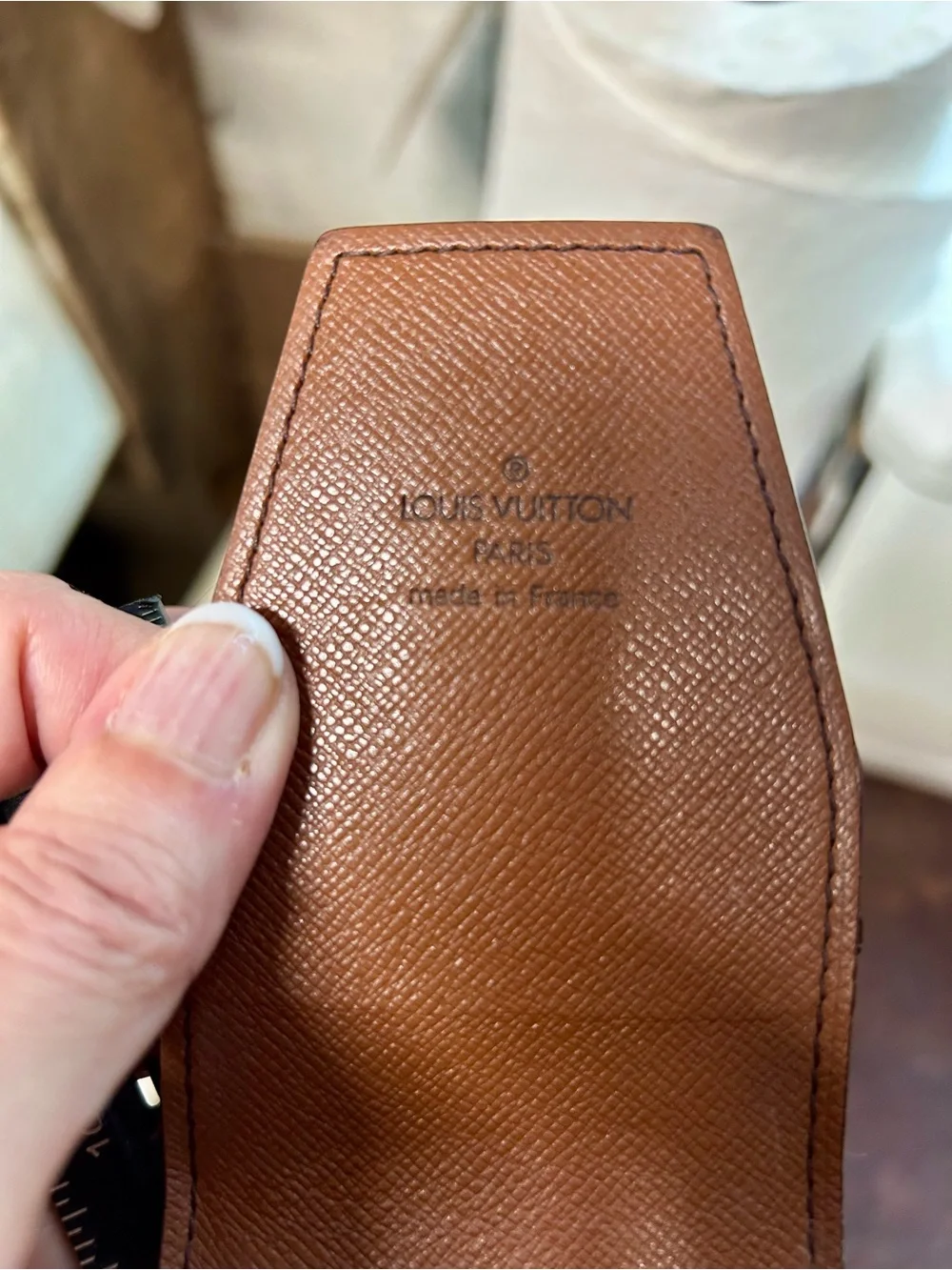 Louis Vuitton compact louis